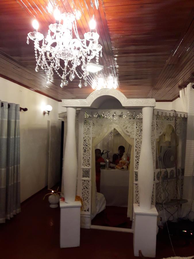 ホテルInternational Meditation Center ミリッサ エクステリア 写真